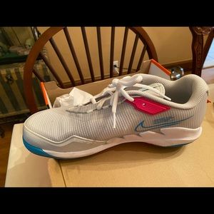 Men’s Tennis sneakers